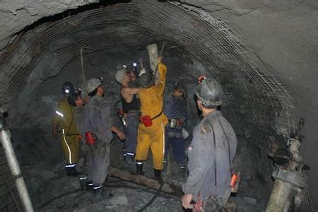 施甸工程爆破中的危险因素分析以及应对工程爆破危险的措施